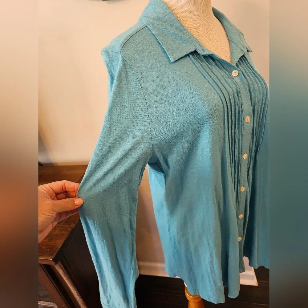 J. Jill Size Large Blue Pintucked Slub Shirt Button Front Long Sleeve Casual - Picture 4 of 10